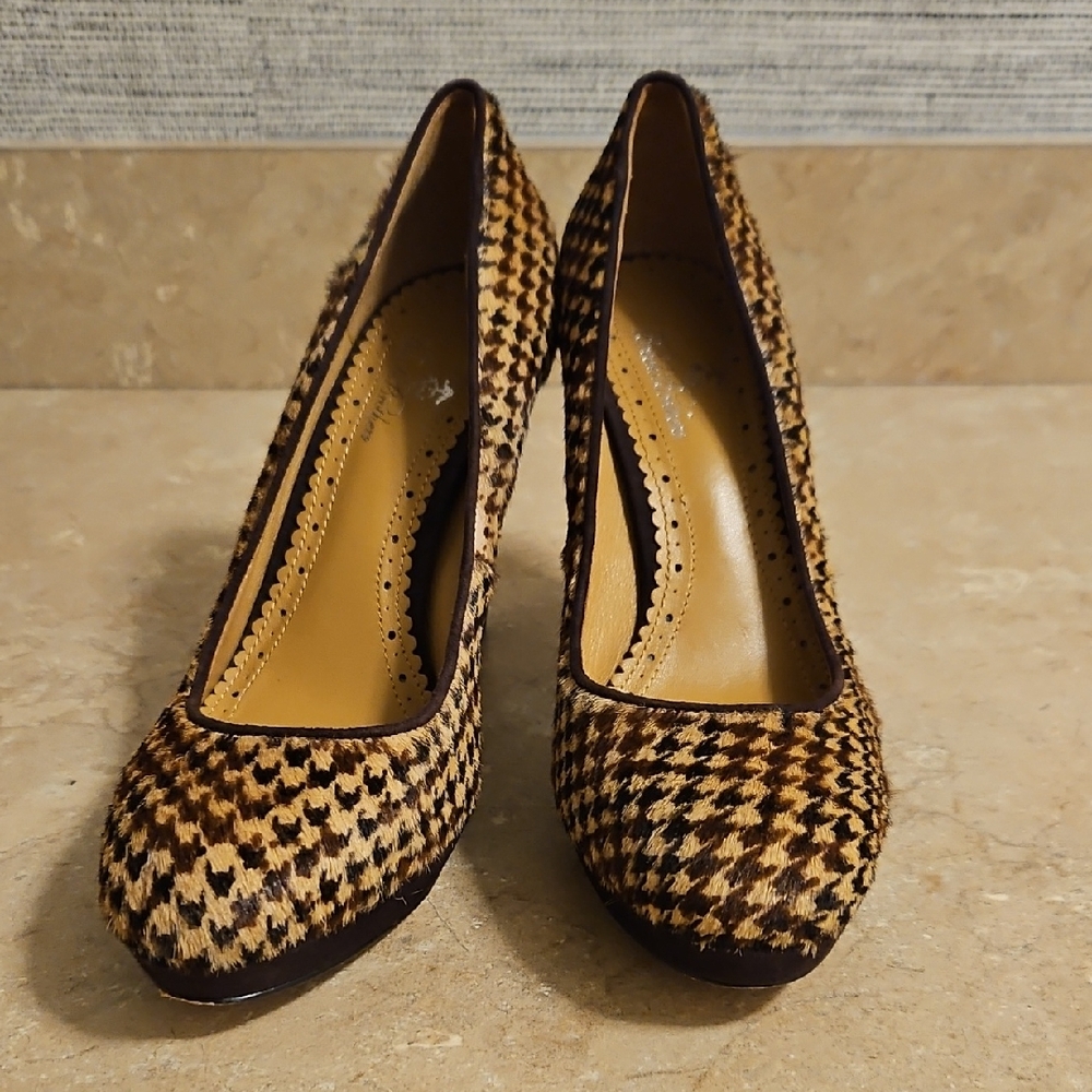 Brooks Brothers Brown and Tan Heels